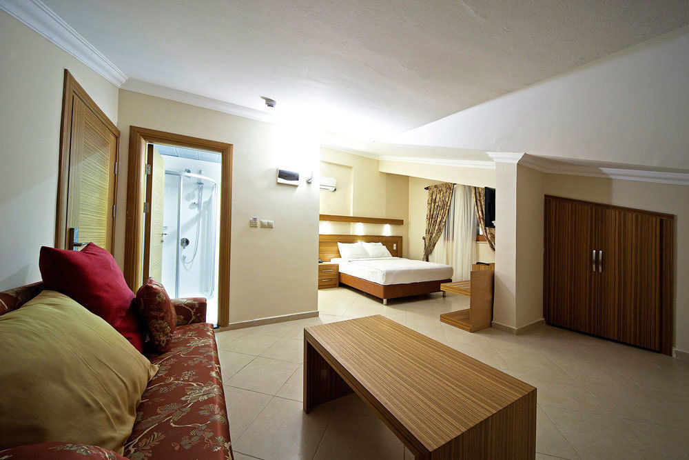 Laberna Hotel Marmaris Bagian luar foto